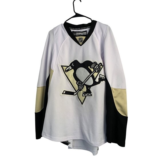 Rbk CCM Pittsburgh Penguins 2010 Inaugural Jersey Engelland NHL Hockey 52 8957